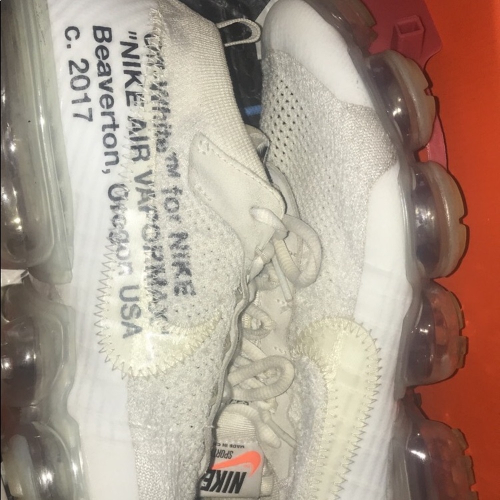 Off white vapormax 2.0